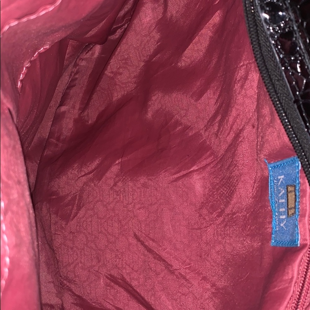 Bag interior 💕 - Picture 2 of 5